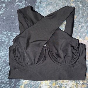 SHEIN Elegant Black Sports Bra